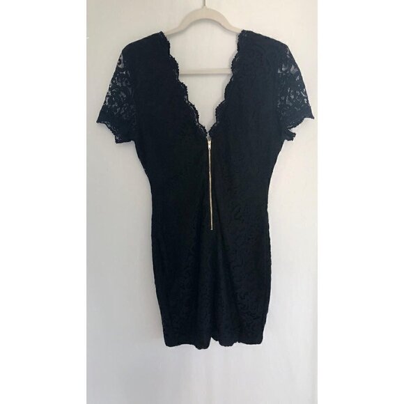 NWOT TOBI Lace V-neck Mini Dress - Picture 6 of 6